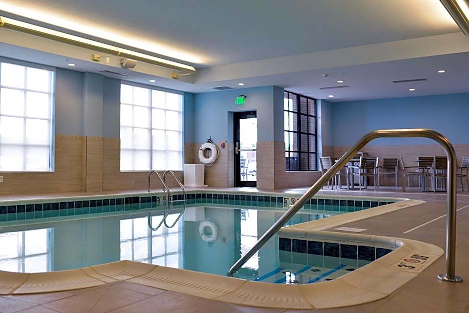 Hilton Garden Inn Louisville Mall Of St. Matthews
