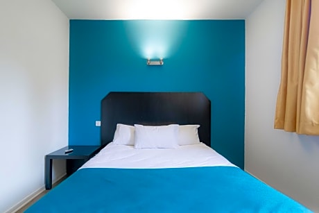 Quadruple Room with Air Conditioning