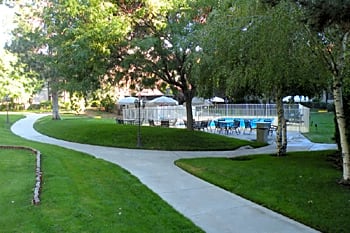 Airport Plaza Hotel