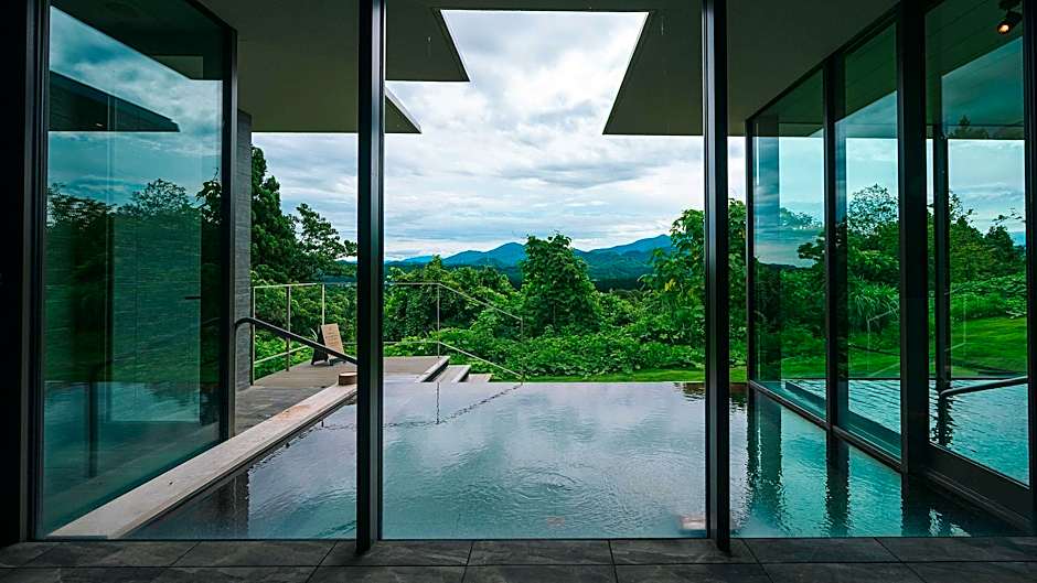 Snow Peak Field Suite Spa Headquarters