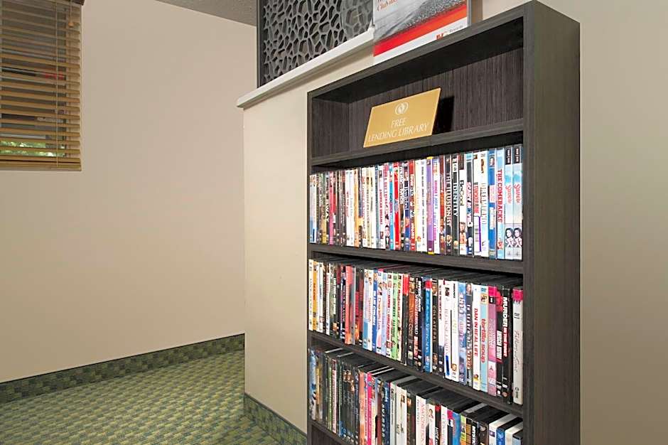 Candlewood Suites Richmond - South By IHG