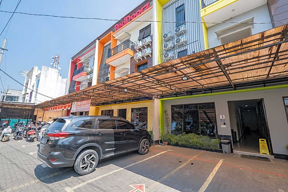 RedDoorz near Taman Krida Budaya Malang