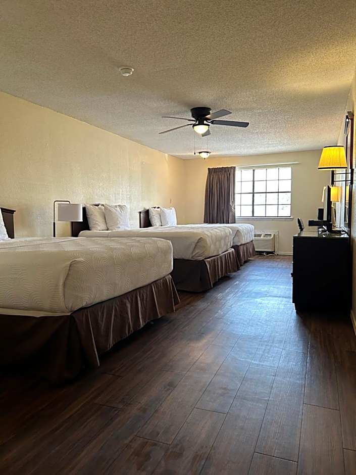 Executive Inn & Suites