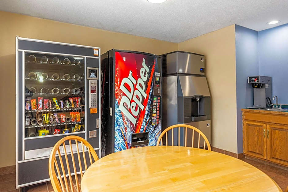 Royal Inn & Suites Milaca