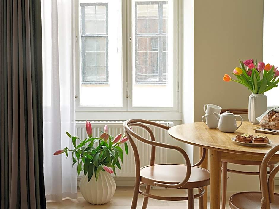Apēron Apartment Hotel