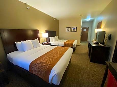 Queen Room with Two Queen Beds - Accessible/Non-Smoking