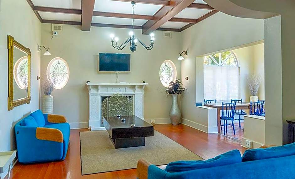 268 On Ridge Guesthouse