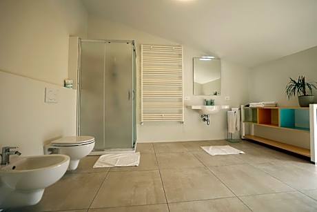 Standard Double Suite