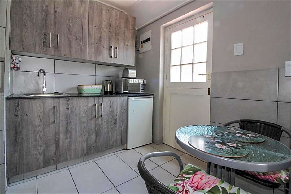 5 Tides End and 5 on Tides End