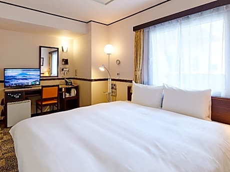Smoking King Room