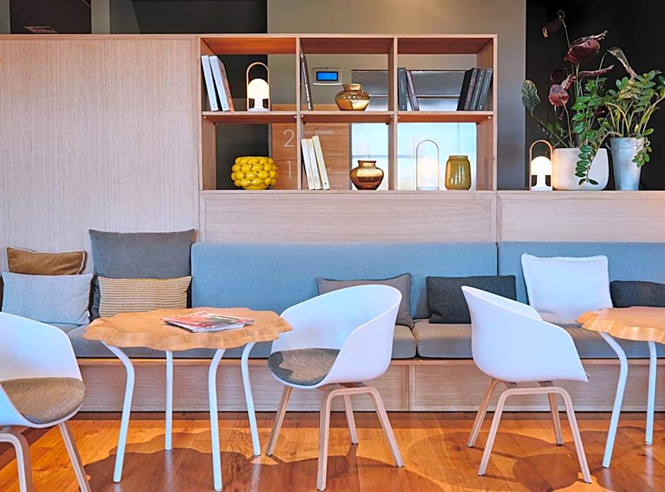 Qgat Restaurant Events & Hotel