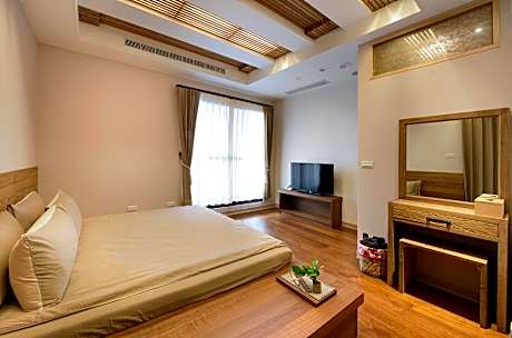 Deluxe Double Room with Balcony