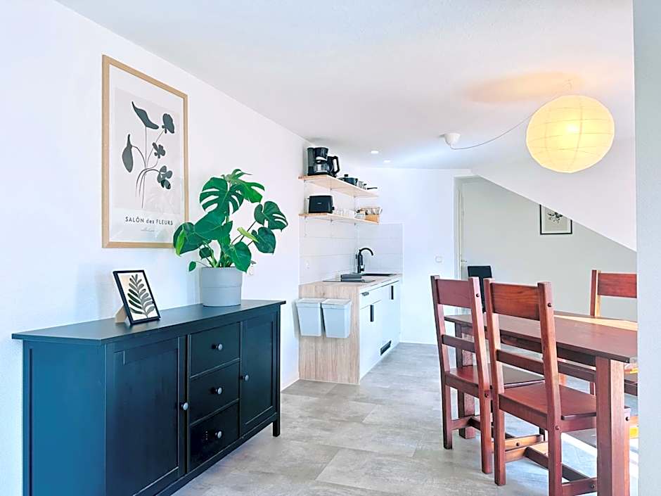Apartmenthaus am Dom - Zentrum & Ruhige Lage, Perfekt für Business Trip, Auch für Familie, Viel Platz mit Küche