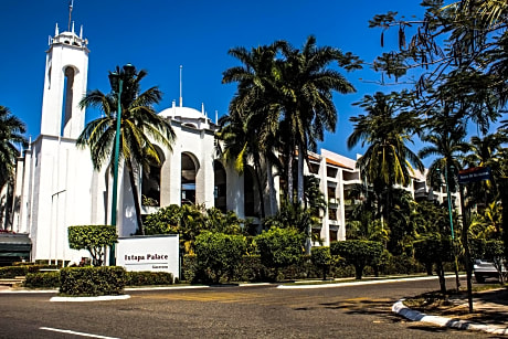 Ixtapa Palace