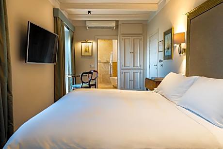 Deluxe Room with Panoramic View