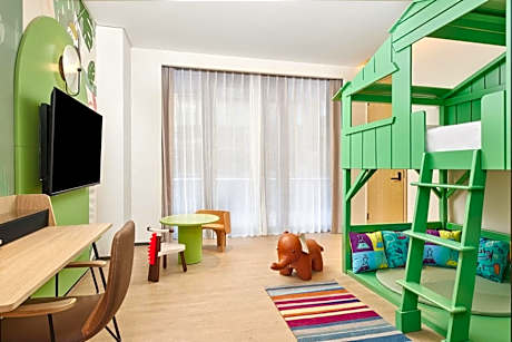 Savvy Two-Bedroom Suite