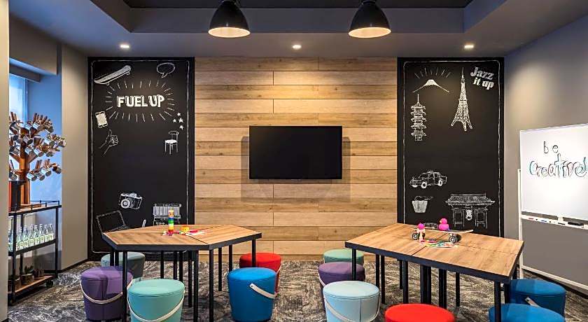 Moxy by Marriott Tokyo Kinshicho