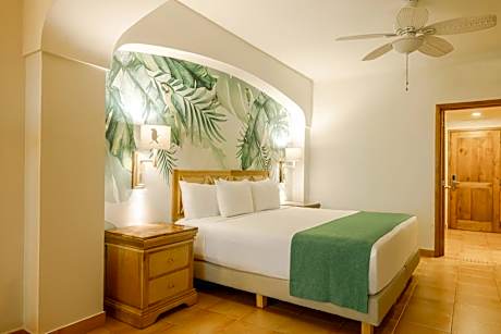 Junior Suite PURE Wellness