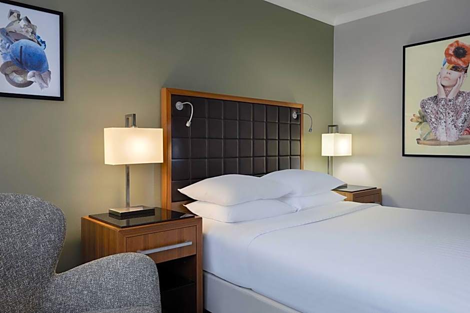 Delta Hotels by Marriott Swansea