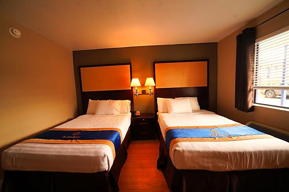 Photo 1 of 12 of Double Room