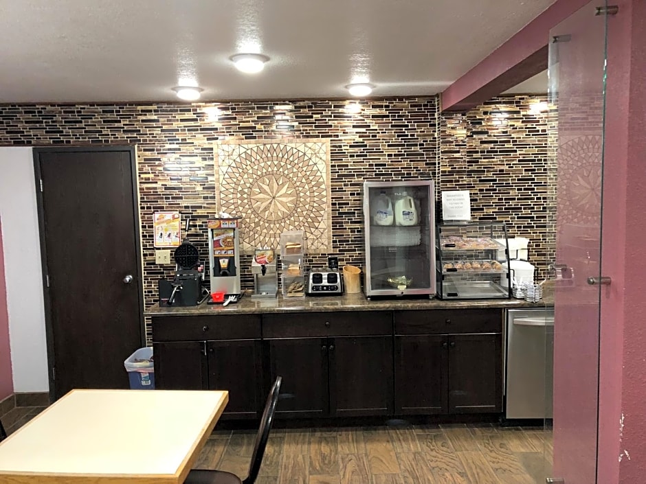 Americas Best Value Inn and Suites Sidney