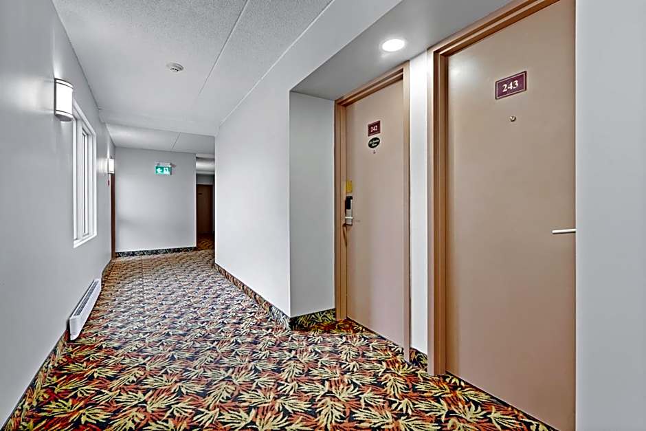 Niagara Lodge & Suites