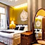 Hotel Diamonds and Pearls