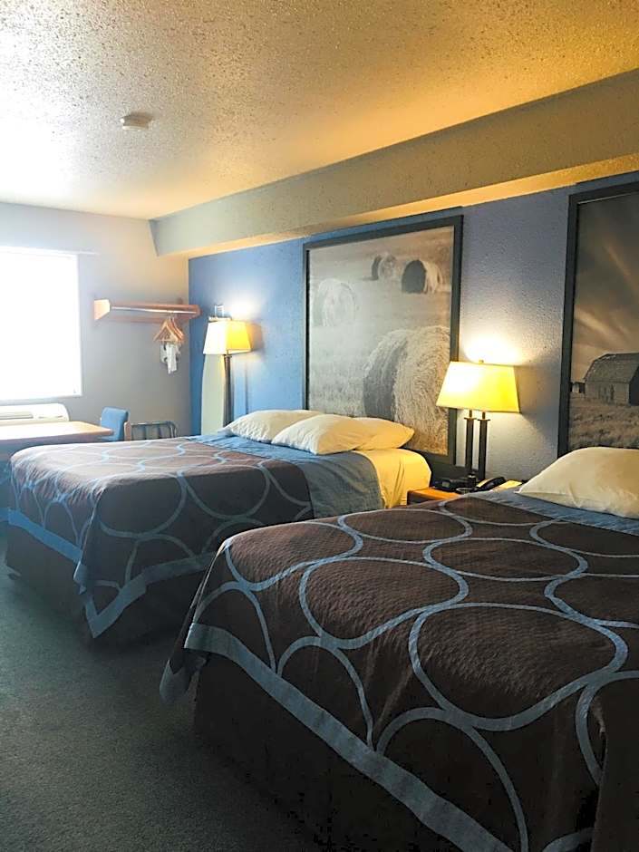 Super 8 by Wyndham Swift Current