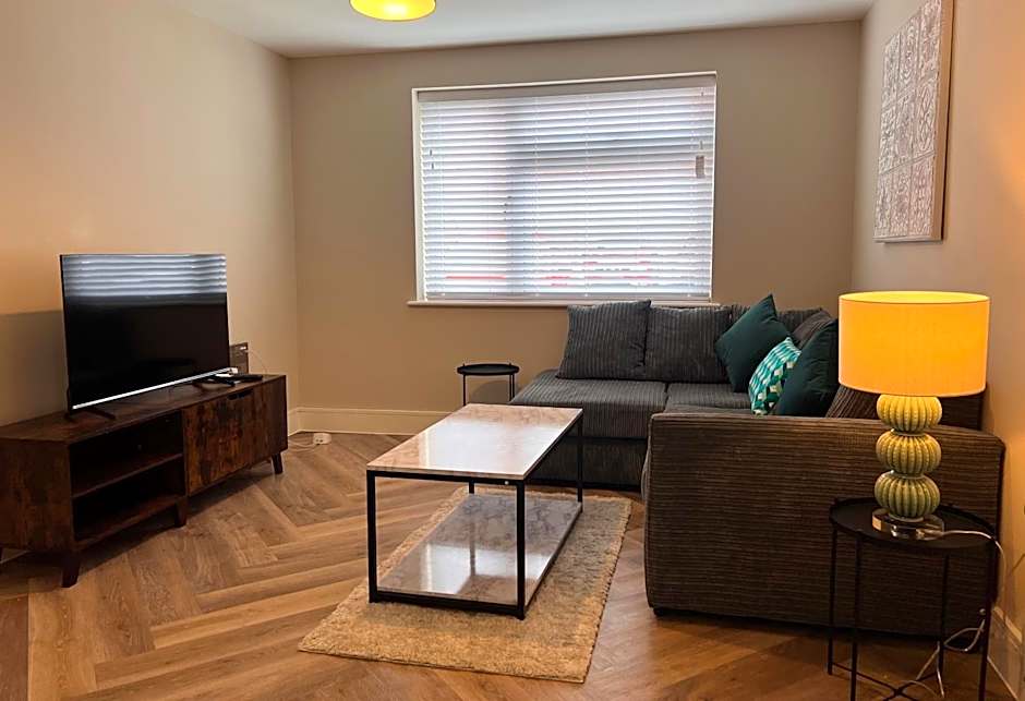 Modern Apartment - BHX NEC - Free Secure Gated Parking