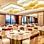HUALUXE Yangjiang City Center By IHG