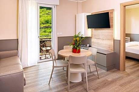 Comfort One-Bedroom Apartment (2-4 people)