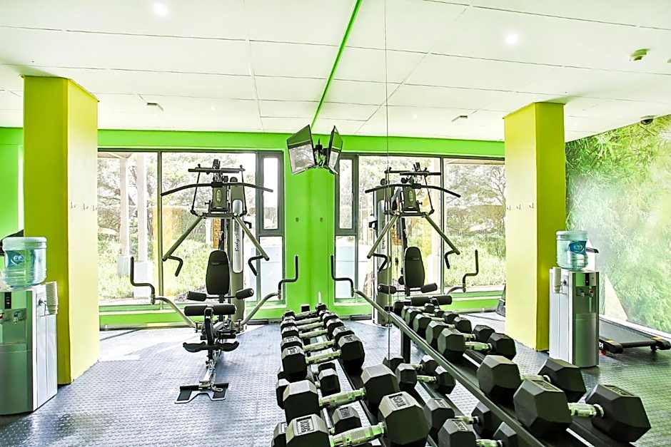 Holiday Inn Express Sandton-Woodmead By IHG