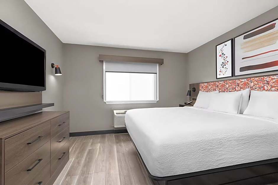 Hawthorn Extended Stay by Wyndham DFW Airport North