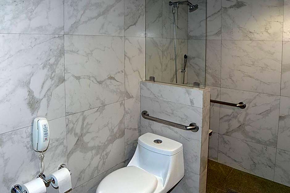 Courtyard by Marriott Mexico City Revolucion