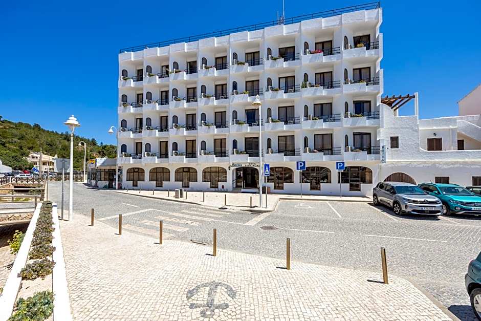 Salema Beach Hotel