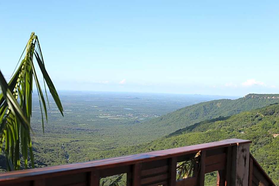 Hotel e Mirante recanto alto da serra