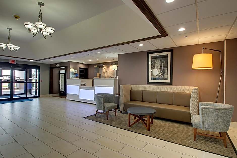 Holiday Inn Express Hotel & Suites Lebanon By IHG