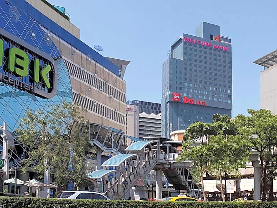 Ibis Bangkok Siam Hotel