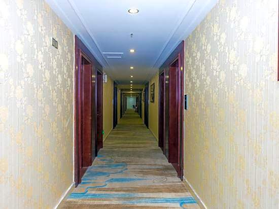 Haro Light Hotel (Guangzhou Xichang Metro Station Branch)