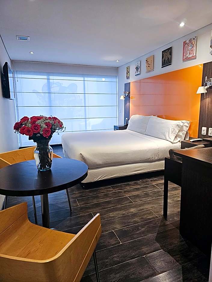 Hotel 104 Art Suites