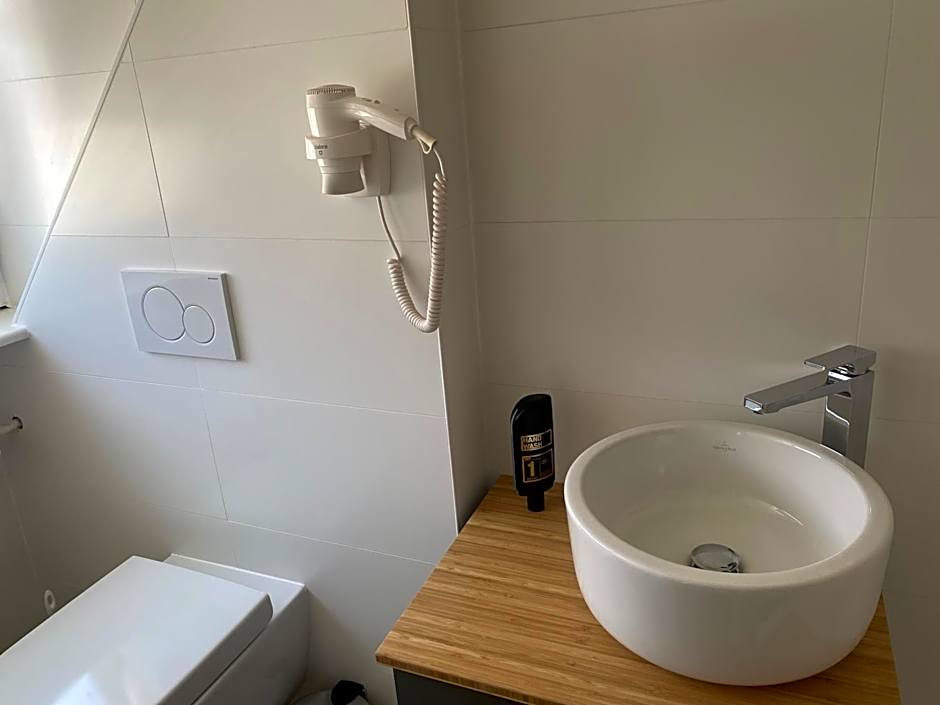 Hotel Petite Königsallee SELF CHECK-IN