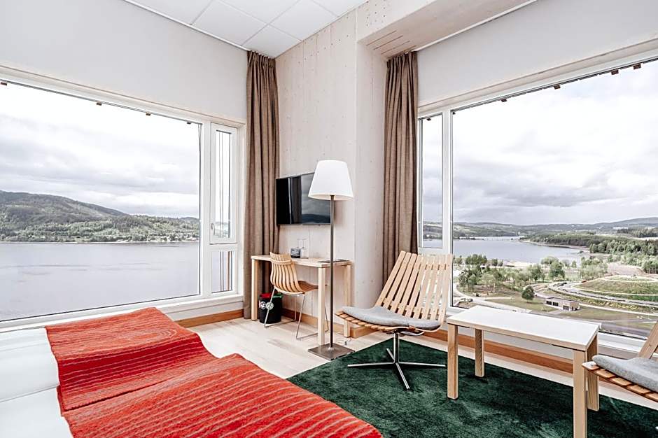 Wood Hotel by Frich's