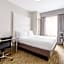 Holiday Inn Express Chicago - Magnificent Mile By IHG