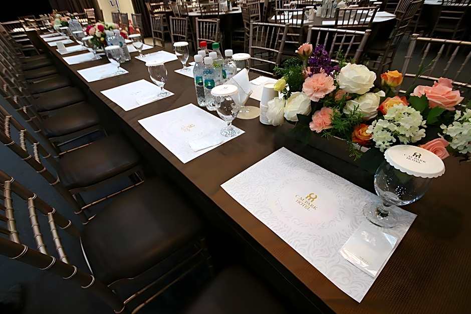 CM Park Hotel