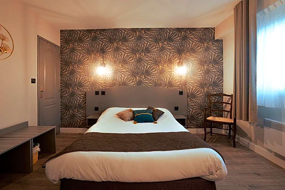 Logis Hôtel - Auberge du Pastel - Hôtel 3 étoiles et Restaurant