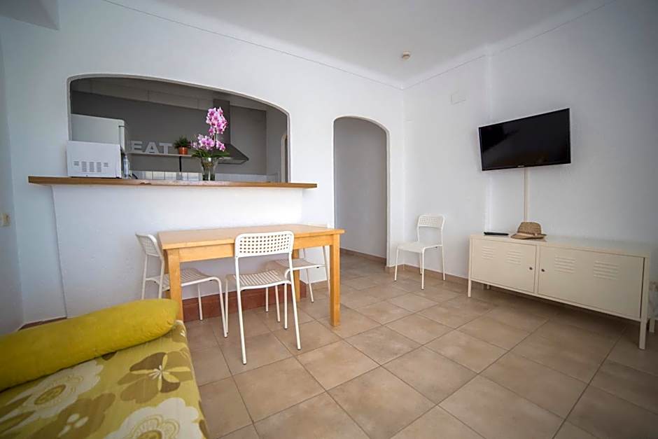 Casa Del Mar Hotel & Apartaments