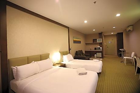 Deluxe Triple Room