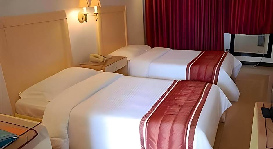 Alicia Hotel & Restaurant