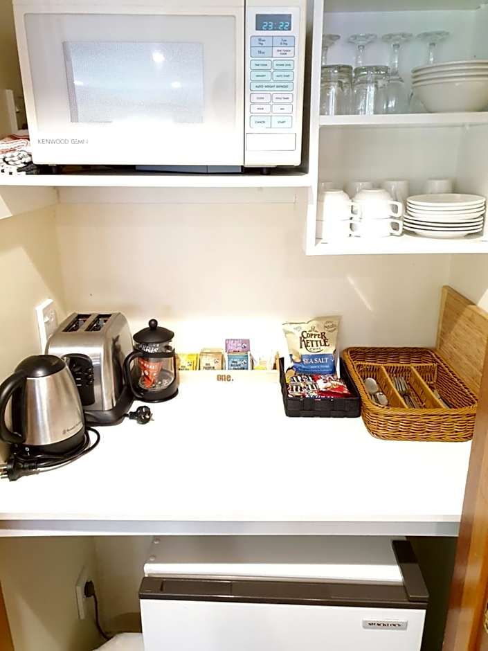 Fitzherbert Castle Motel