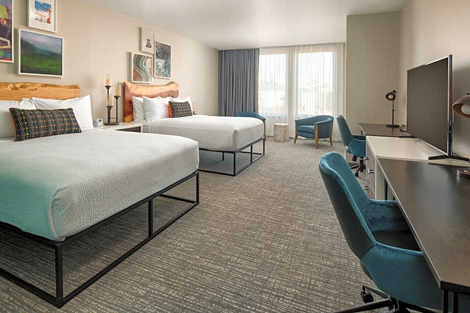 The Independence Hotel